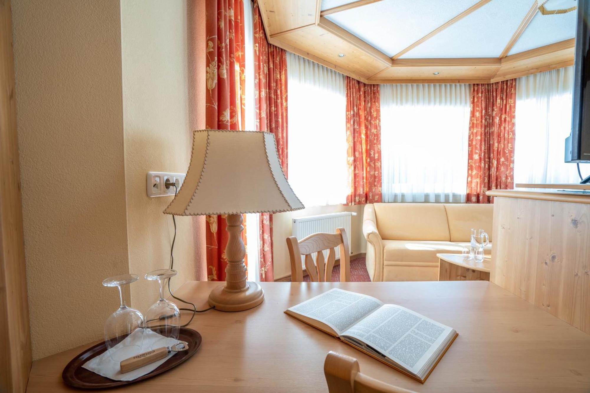 Hotel Alpin Panoramahotel Laerchenhof 4*