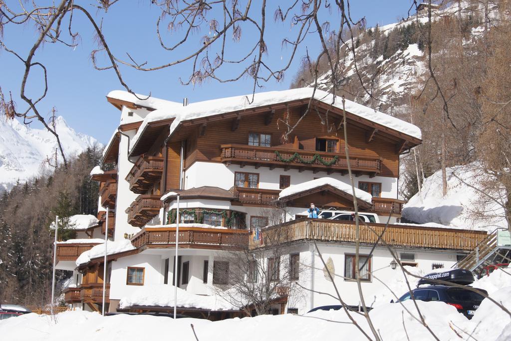 Alpin Panoramahotel Laerchenhof 4*